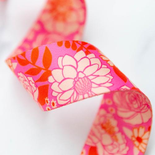 Vintage Floral Webbing 1.5" - Stitch Supply Co. | Moda